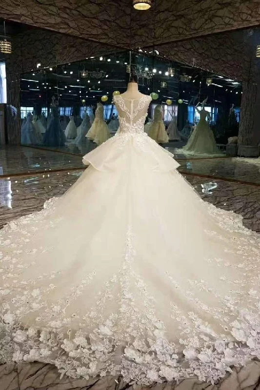 Gorgeous Handmade Flower Tulle Wedding Dresses A Line With Beads Rhinestones Classic Bridal Dress