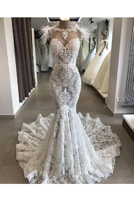 Luxury Lace Mermaid Wedding Dress With Train Sexy Open Back Pearls Wedding STIPE5AS8YA Beaded Bridal Gown