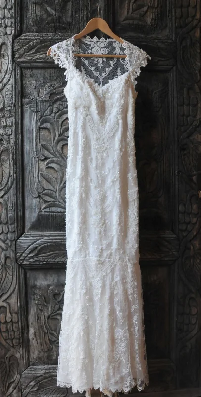 Claire Pettibone Chantilly Gothic unclassified dresses