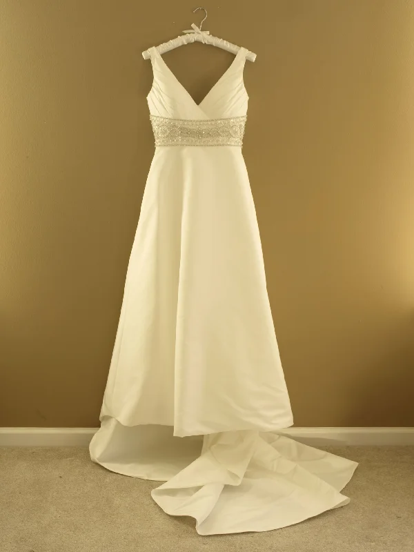 David's Bridal Satin A-Line  / WG9854 Casual chic unclassified dresses