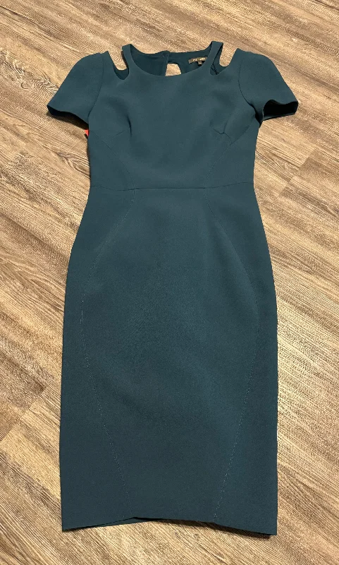 Dress Work By Zac Posen  Size: 6 Open-back unclassified dresses