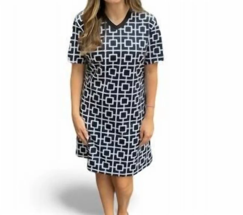 Geo Print Vneck Knit Dress In Black/white Designer unclassified dresses