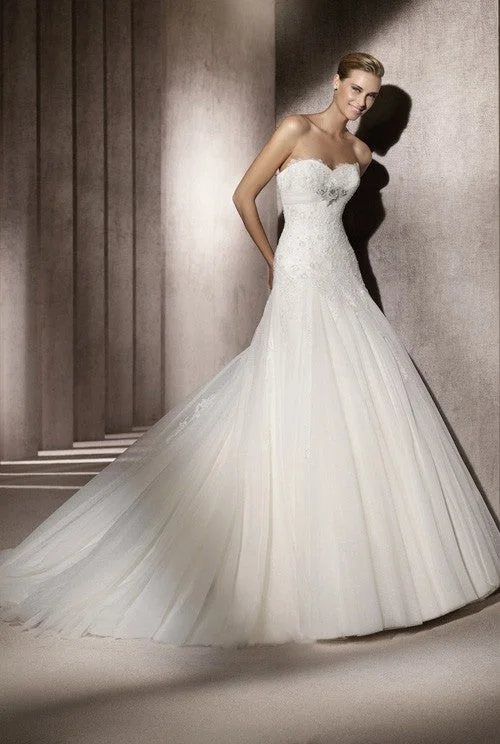 Pronovias Baviera Bright color unclassified dresses