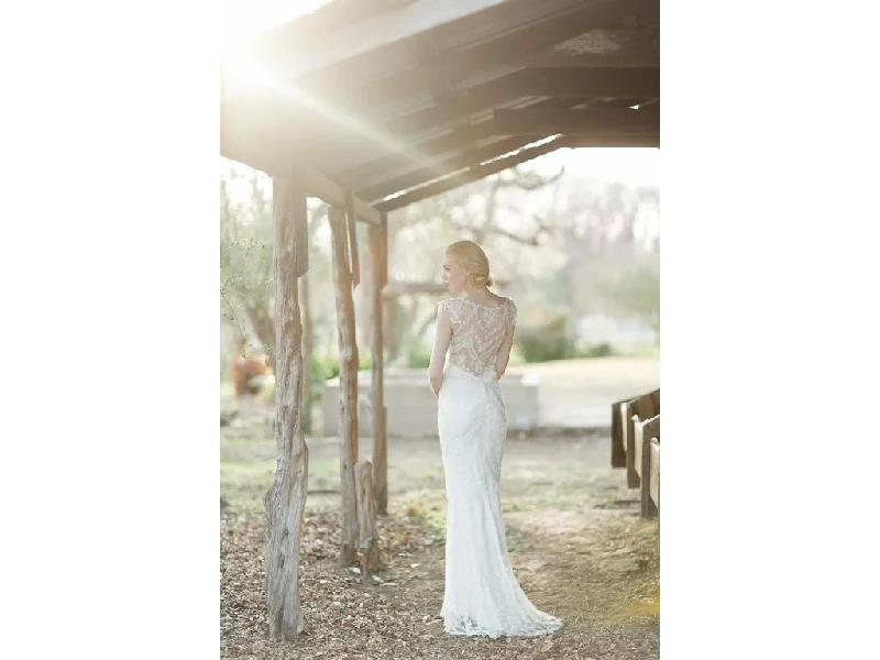 Claire Pettibone Chantilly Preppy unclassified dresses